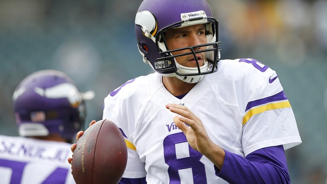 Eagles fans loudly boo Bradford in return to Philly