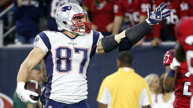 5 more blockbuster deals we want to see before the NFL season