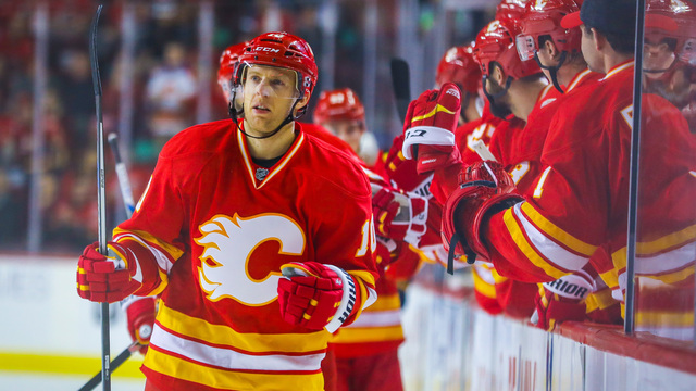 Versteeg officially inks 1-year deal with KHL's Avangard Omsk