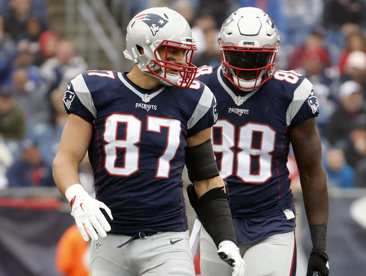 Rob Gronkowski is apparently fed up with Patriots' receivers