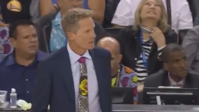 Kerr cusses out Green for not getting back on defense