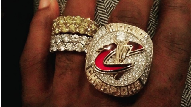 LeBron thanks fans in photo post of huge championship ring