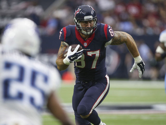 Report: Texans sign Fiedorowicz to 3-year, $22M extension after breakout year