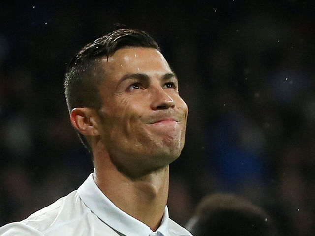 Watch: Ronaldo tackles teammate after getting nutmegged in practice