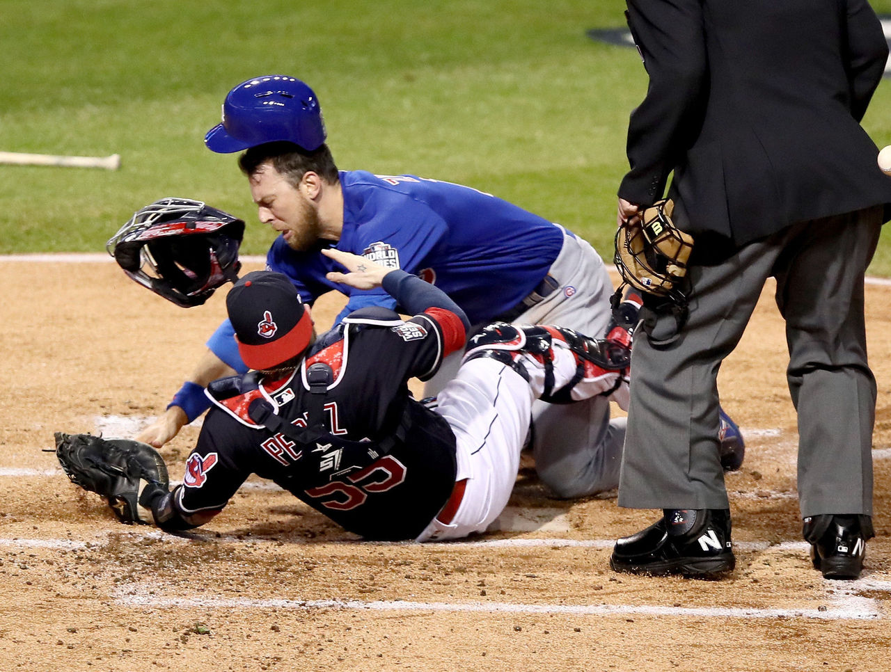 WATCH: Tyler Naquin Misplay That Hurt Indians in Game 6