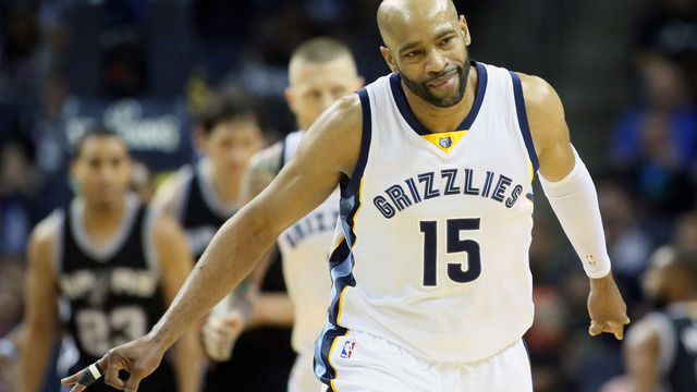 Report: Vince Carter will meet with Kings on Monday