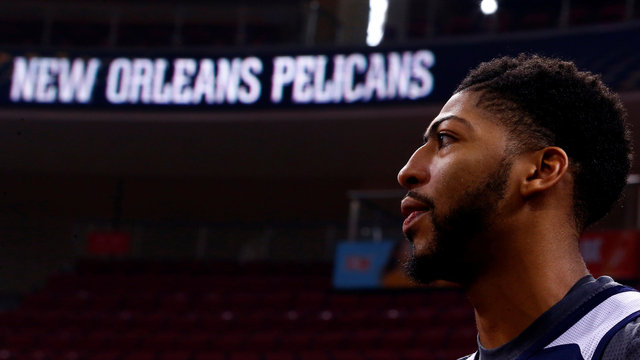 Dominant Davis frustrated with Pelicans' 0-4 start