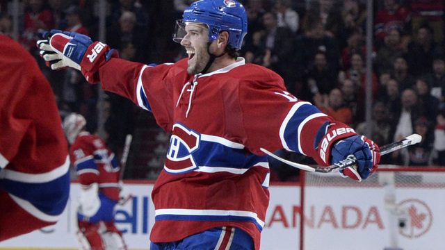 Watch: Mitchell finishes off sly feed from Danault