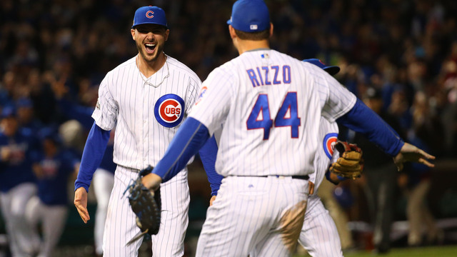 Cubs, Red Sox early World Series favorites