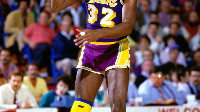 Lakers to wear Showtime Era throwbacks in 3 select games