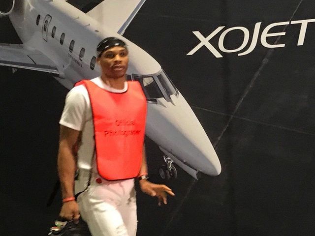 Westbrook denies photographer outfit was dig at Durant