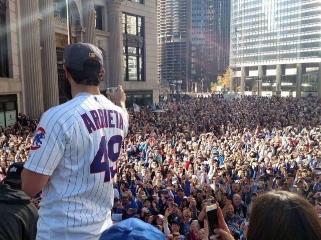 10 amazing photos from the Cubs' victory parade