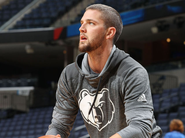 Grizzlies move Chandler Parsons to bench