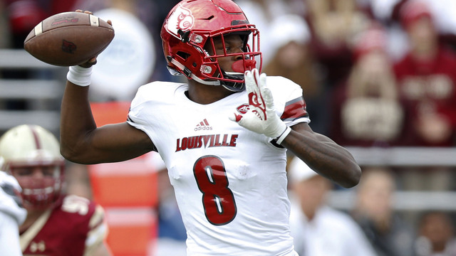 Remember me? Lamar Jackson proving he's still college football's best player