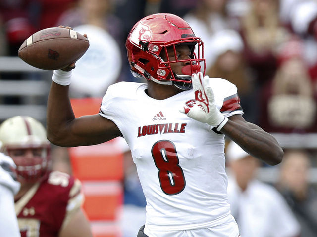 Remember me? Lamar Jackson proving he's still college football's best player