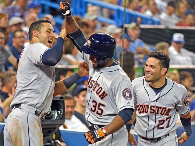 Luhnow: Astros feel urgency to have aggressive offseason