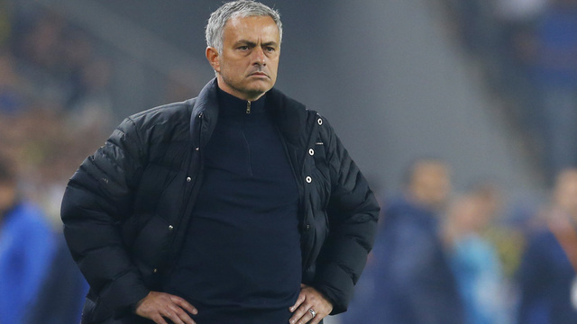 Report: Mourinho looking to shake up all aspects of United's affairs