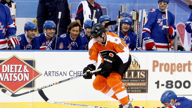 Lindros: Flyers GM asked me to make comeback in 2012