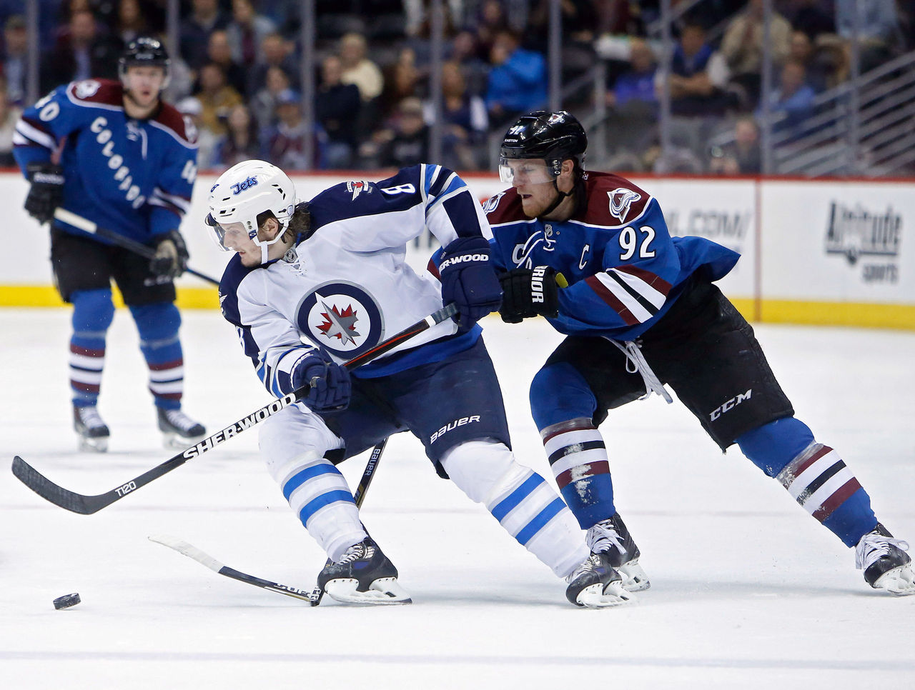 Колорадо виннипег. Виннипег Джетс - Колорадо Эвеланш. Colorado Avalanche Winnipeg Jets. Colorado Avalanche 2006.