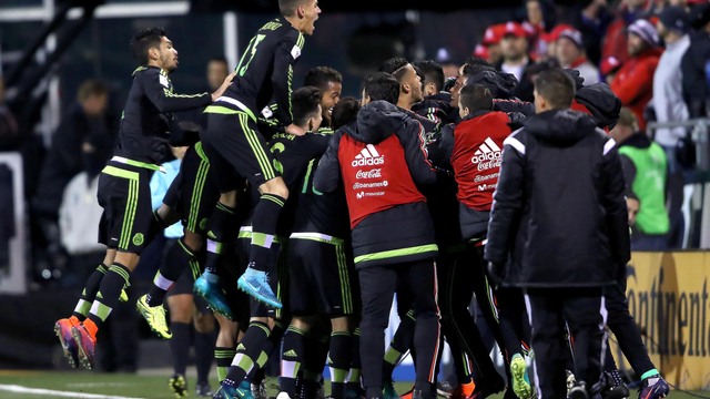 3 takeaways from Mexico's dramatic, hex-halting win over the U.S.