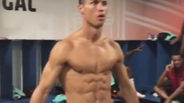 Nearly nude Ronaldo highlights Portuguese Mannequin Challenge