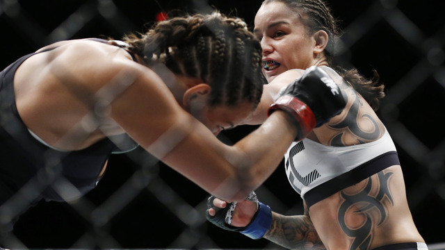 Pennington bullies Tate to notch 4th straight victory