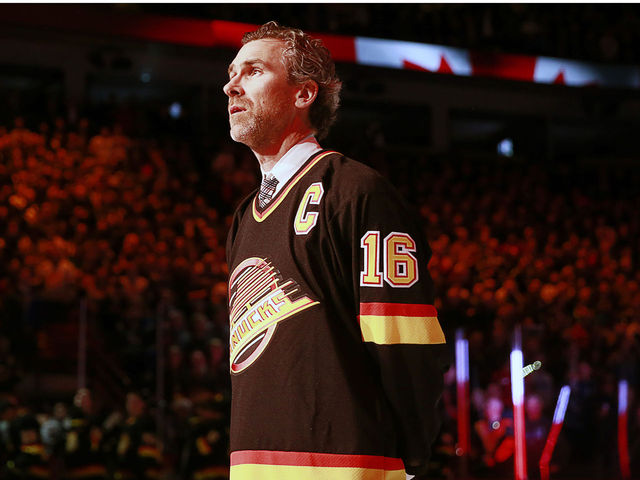Canucks president Linden doesn't plan on stepping down
