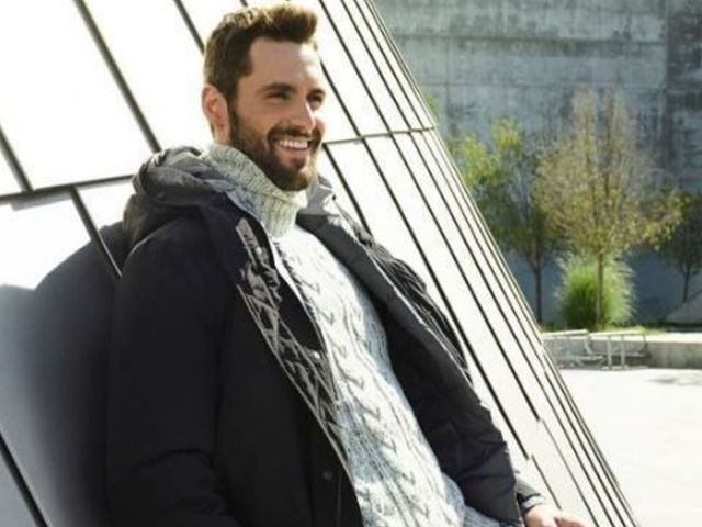 Kevin Love models '3-1 parka' for Banana Republic