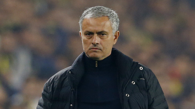 Report: Mourinho furious at FA after Rooney apologises for drunken night