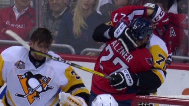 Watch: Malkin high-sticks own goalie in the mouth