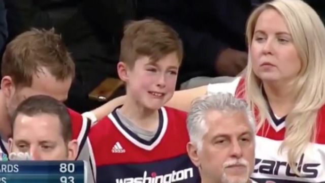Gortat apologizes to crying Wizards fan for poor performance