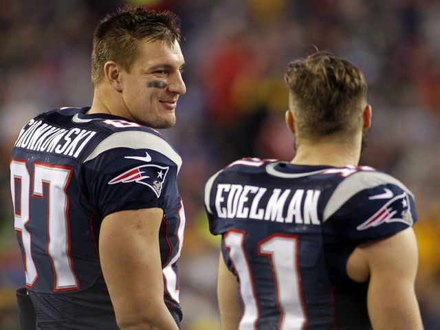 Gronk: '69% chance' Edelman joins Buccaneers