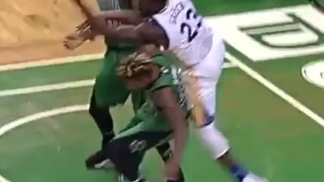 Draymond can't control himself in latest kicking episode