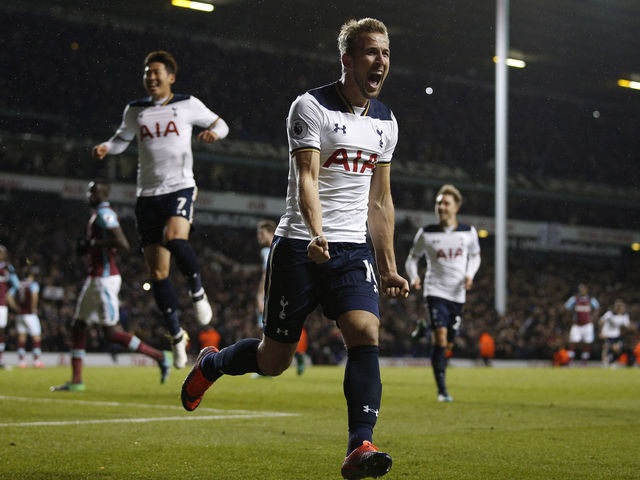 Pochettino salutes 'one of the world's best' Kane