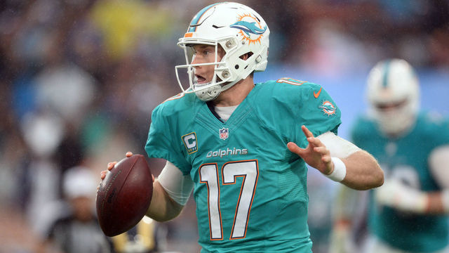 Dolphins' Tannehill to miss 2nd straight game with ailing shoulder