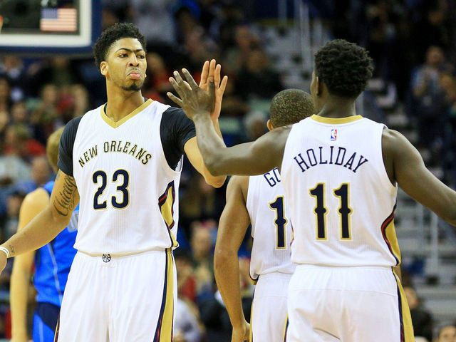 Pelicans' Davis records at least 28 points, 15 boards for 4th straight game