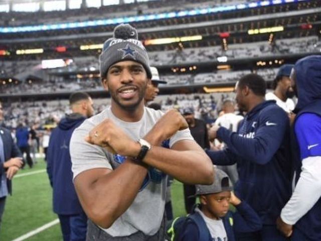 Clippers take in Cowboys game
