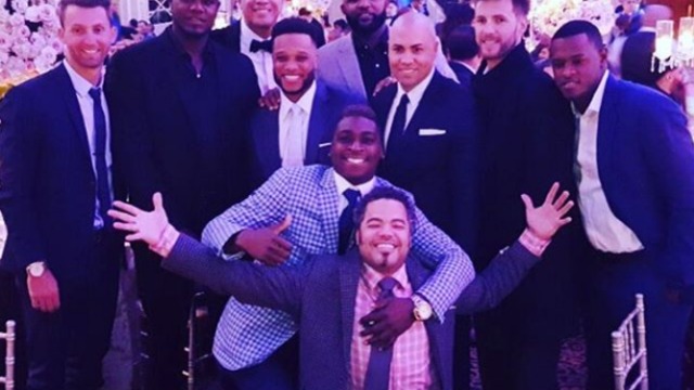Yankees of past, present party it up at Betances' wedding