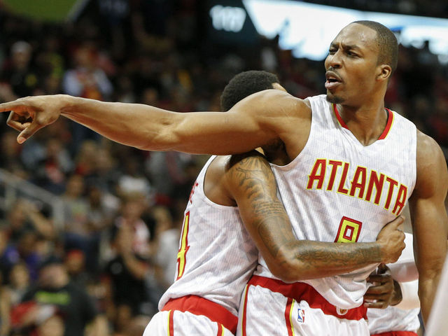 Watch: Dwight Howard jaws back at heckler after loss to Lakers