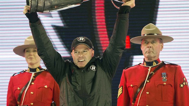 RedBlacks celebrate Grey Cup win with Ottawa parade