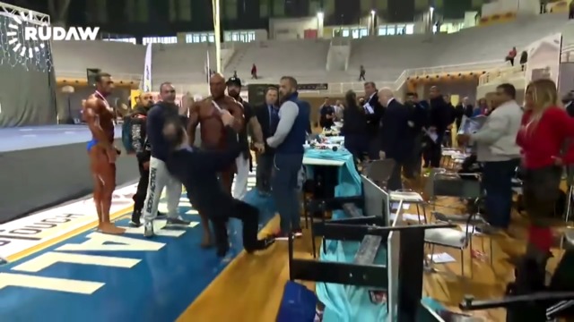 Angry bodybuilder slaps judge in face after losing competition