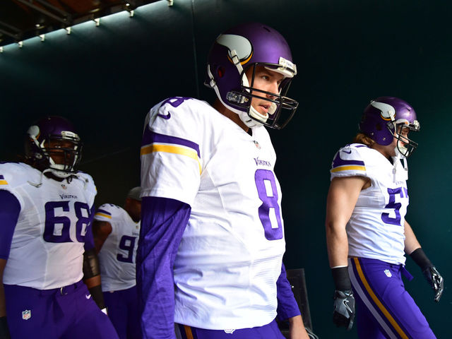 Vikings list Bradford as questionable for Monday night vs. Bears