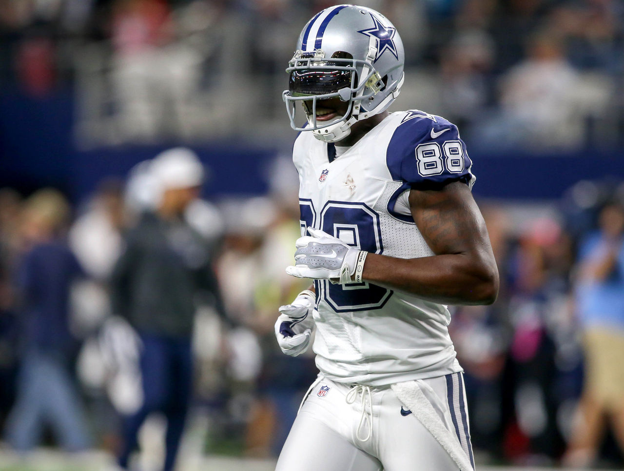 Giants' Jenkins unimpressed by Dez Bryant: 'He's not fast'