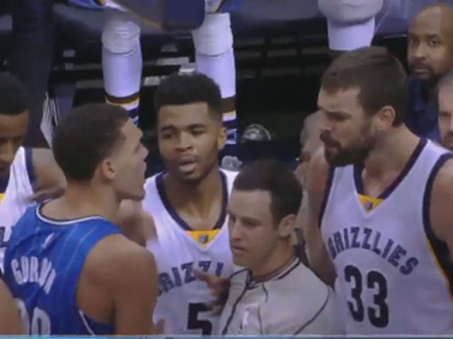 Aaron Gordon takes exception to Marc Gasol's foul on Biyombo
