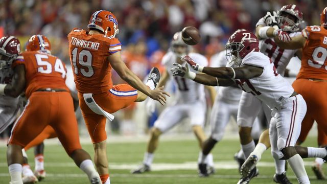 Raiders select P Johnny Townsend in 5th round