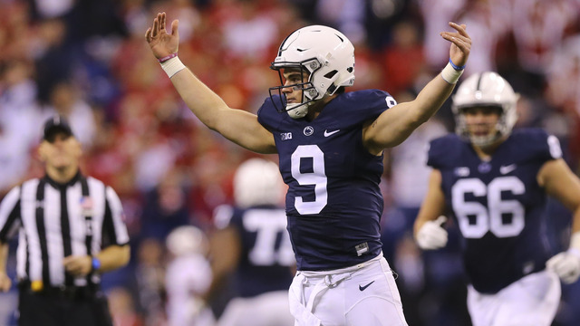 McSorley breaks Penn State single-season passing yards, TD records