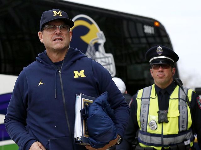 Harbaugh bans 'fun' at youth QB camp: 'We're here to get better'