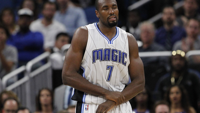 Watch: Vucevic, Ibaka air-ball 3s on same possession