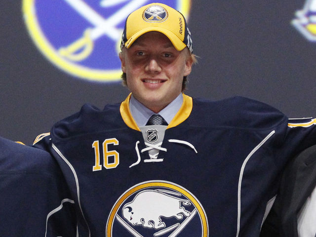Swedish junior coach expects Alexander Nylander to crack Sabres' lineup