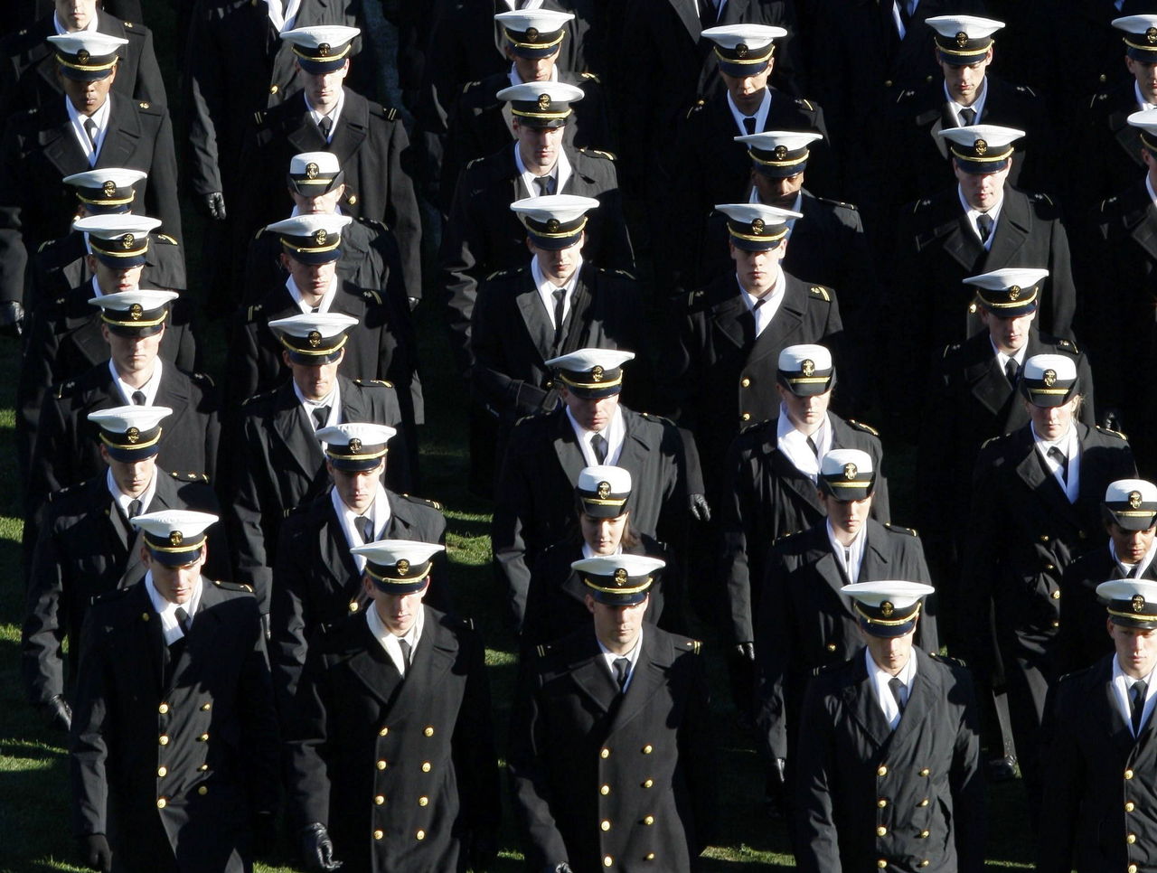 4 cool traditions surrounding ArmyNavy game